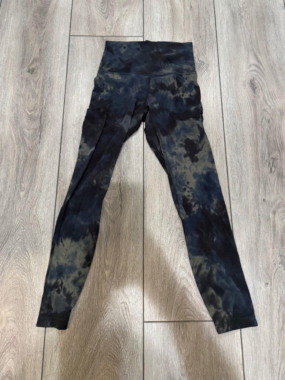 Lulu lemon align Tie-Dye leggings  Black & Olive